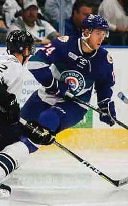 Hockey_Courtesy-Unsplash_By-Richard-Ciraulo Make the winning score when you use Hockey Scorebook+ to optimize your game results.